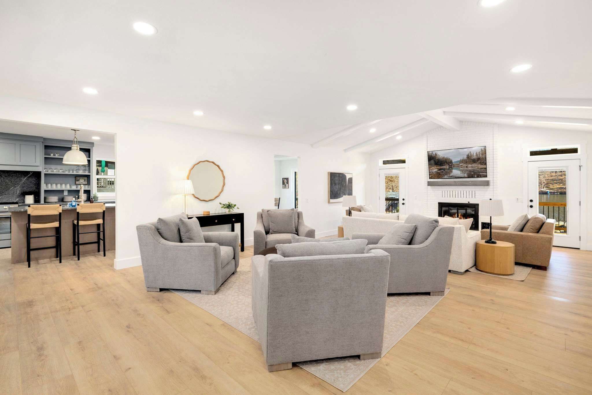 TV, fireplace, video games, offices