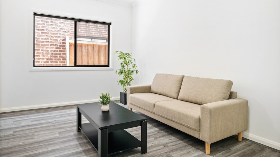 Spacious 4-bed Home With Private Outdoor Area