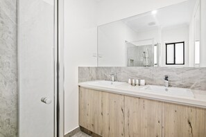 Apartment | Badezimmer | Handtücher
