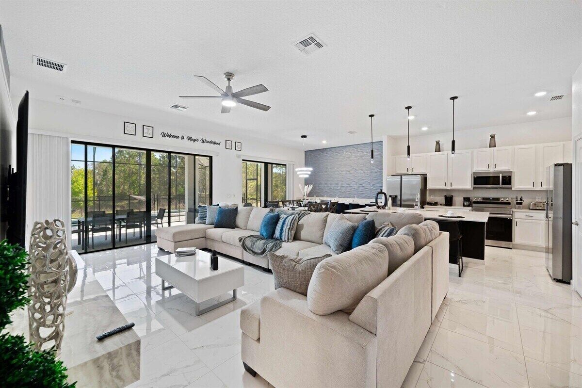 Smart TV, video games