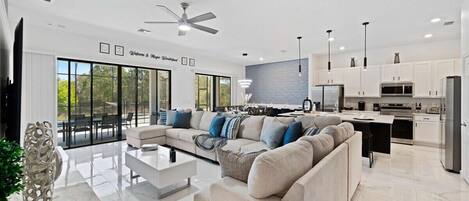 Smart TV, video games