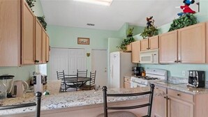 Private kitchen - Summer 35% Off 4BR Pool Villa/Game Room (Kissimmee)