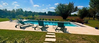 Holiday Home in Pardaillan With Private Pool