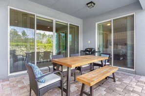 Outdoor dining - Multiple Family Homes - 23 Rooms / Pools&Spas (Kissimmee)
