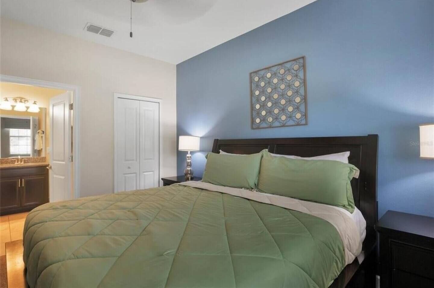 8 bedrooms, iron/ironing board, travel cot