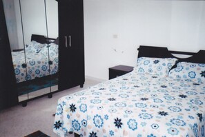 Iron/ironing board, WiFi, bed sheets - Beautiful apartment 5 minutes drive from the beach (Sousse)