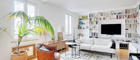 Apartment | Living area