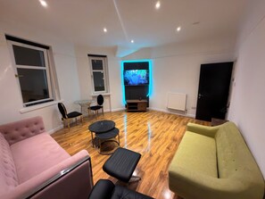 Living area - The perfect place we call home (glasgow)