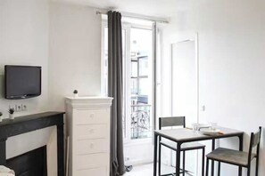 House | Dining - Cosy Studio - 2P- Clichy (Clichy)