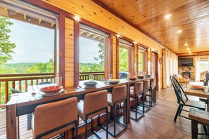 Dining - Lux Cabin w/ Indoor Pool, Theater & Views Sleeps 20 (Sevierville)