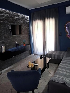 Interior - Perfect 1-bedroom apartment with AC and King-Size Bed ,Trikala Centre (Trikala)