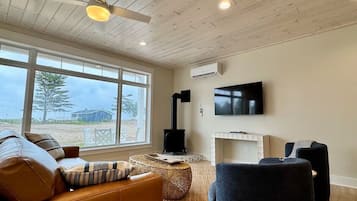 Premier Cottage, Lake View | Ruang tamu