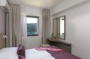 Iron/ironing board, WiFi, bed sheets - Premium apartment Kanat 4 with beautiful sea view (Rabac)