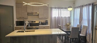 Spacious 4BR Home | Sleeps 9 | Near U of L and YMCA| Family Friendly