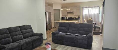 智能電視、壁爐