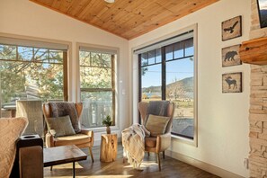 TV, fireplace - Live Love Lake Cabin, w/ Hot Tub - Walk to Village (Big Bear Lake)