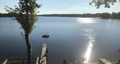 Cozy Lakehouse in Lawton