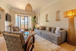 Living area - Cozy Villa with Pool Zellij & Garden View (Ghazoua)