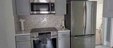 Microones, forn i placa de cuina