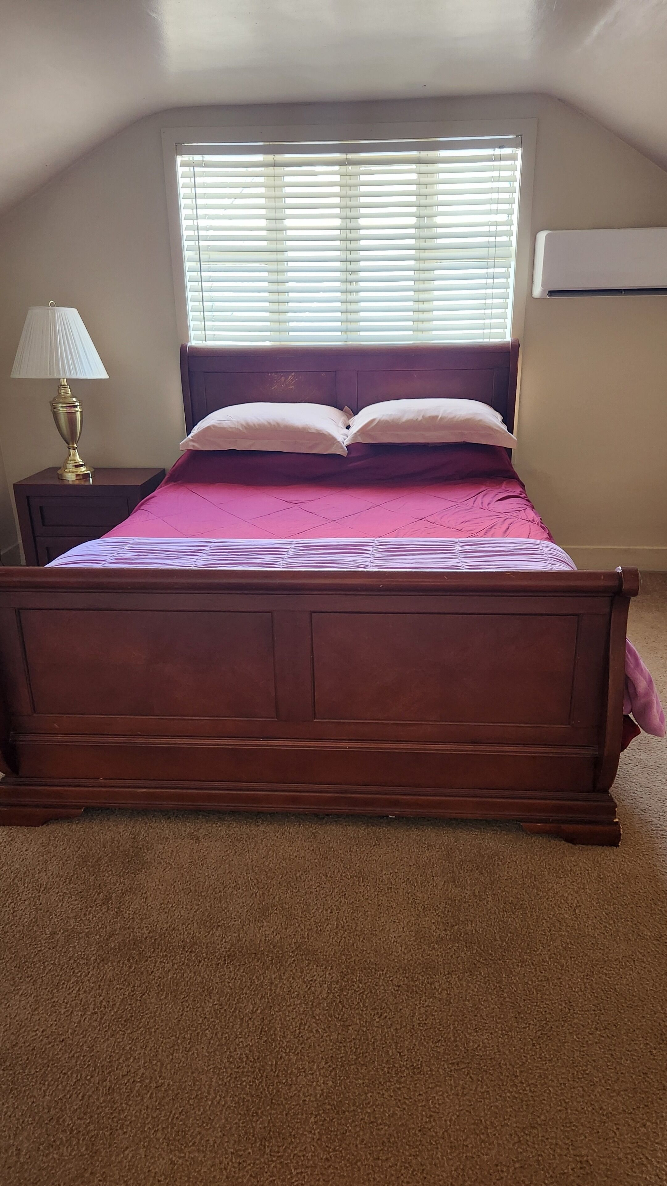 3 bedrooms, desk, free WiFi, bed sheets