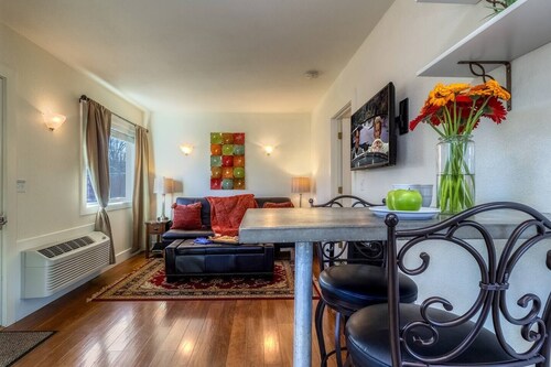 410 Minute Place - In the Heart of Walla Walla