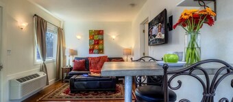 410 Minute Place - In the Heart of Walla Walla
