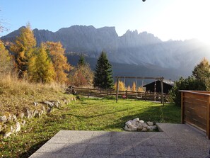 Property grounds - In the middle of the Rosengarten and Latemar mountains, via ferratas, mountain biking, (Karersee)