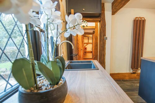 Luxury Doncaster Cottage - Free Parking