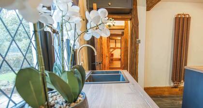 Luxury Doncaster Cottage - Free Parking