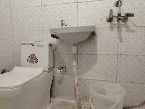House | Bathroom