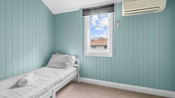 Apartment | 5 bedrooms, bed sheets