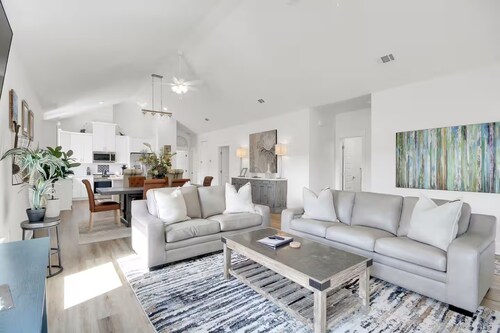 Demetz Beach House