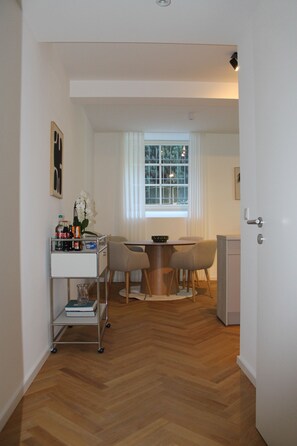Dining - Comfortable living in the center - elevator and barrier-free (Detmold)