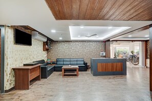 Casa | Recepció