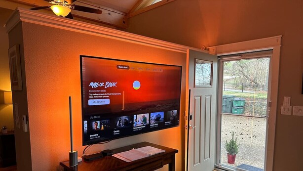 Interior - Executive King Bungalow on Mount Sequoyah (Fayetteville)