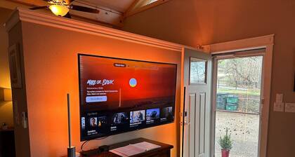 Executive King Bungalow on Mount Sequoyah