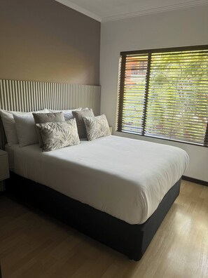 Apartment, 2 Schlafzimmer, Raucher, Balkon | 2 Schlafzimmer