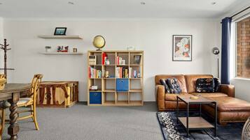 Apartment | Living room