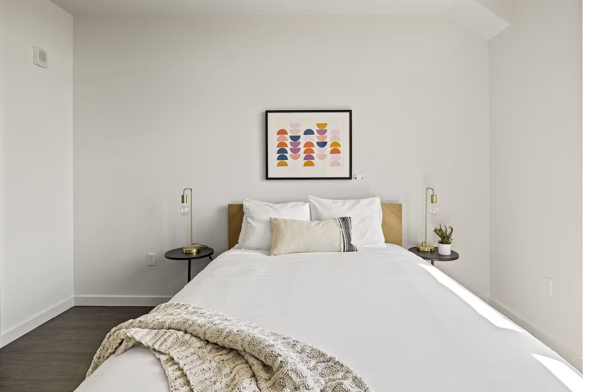 Bügeleisen/Bügelbrett, kostenloses WLAN