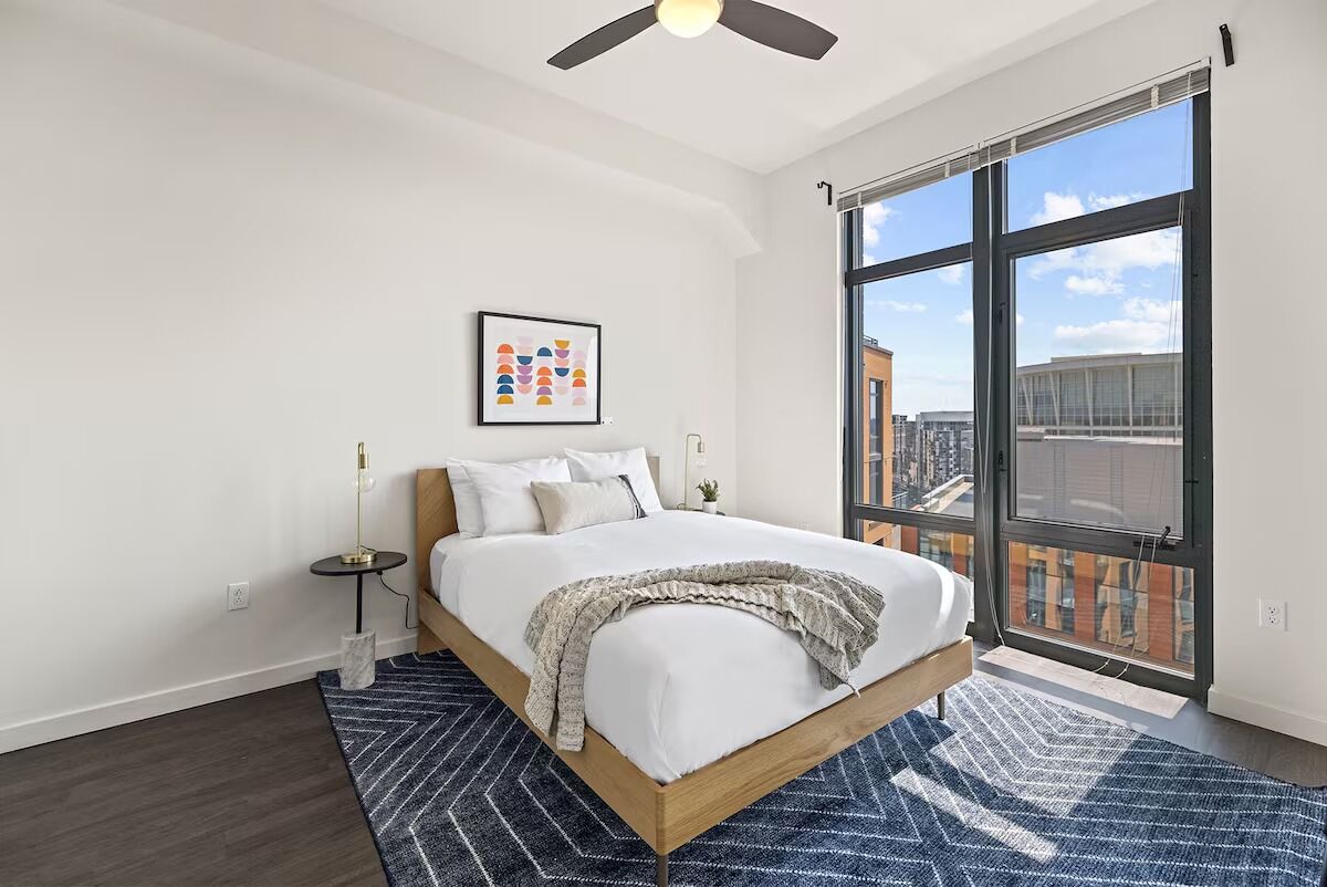 3 bedrooms, iron/ironing board, WiFi (free)