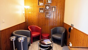 Reception - Hotel Restaurant de Paris (Jaligny-sur-Besbre)
