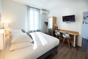 Caja de seguridad en la habitación y sistema de insonorización 