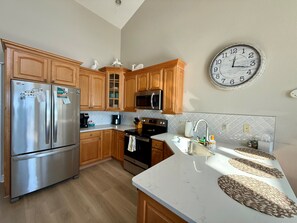 Coffee/tea maker, fridge, microwave, oven - "Topsail Time" renovated oceanfront 4/bd & 3/bath (North Topsail Beach)