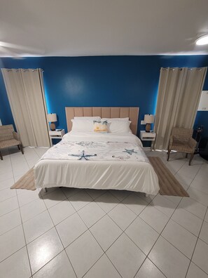 Iron/ironing board, WiFi, bed sheets