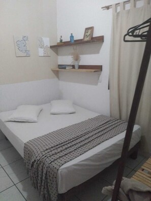 WiFi, bed sheets - Come visit us, just 5 minutes from the city center, no car needed to get around. (Armação dos Búzios)