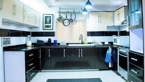Unclassified image, 2 of 17, button - Lanosa Stay (Abuja)