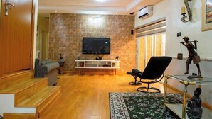 Unclassified image, 4 of 17, button - Lanosa Stay (Abuja)