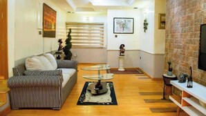 Unclassified image, 5 of 17, button - Lanosa Stay (Abuja)