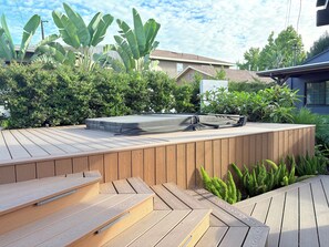 Terrace/patio - Mid-century modern home with huge backyard + hot tub (Long Beach)