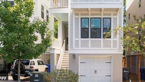 Exterior - Coastal Retreat Minutes to Sullivans Island and downtown Charleston (Mount Pleasant)